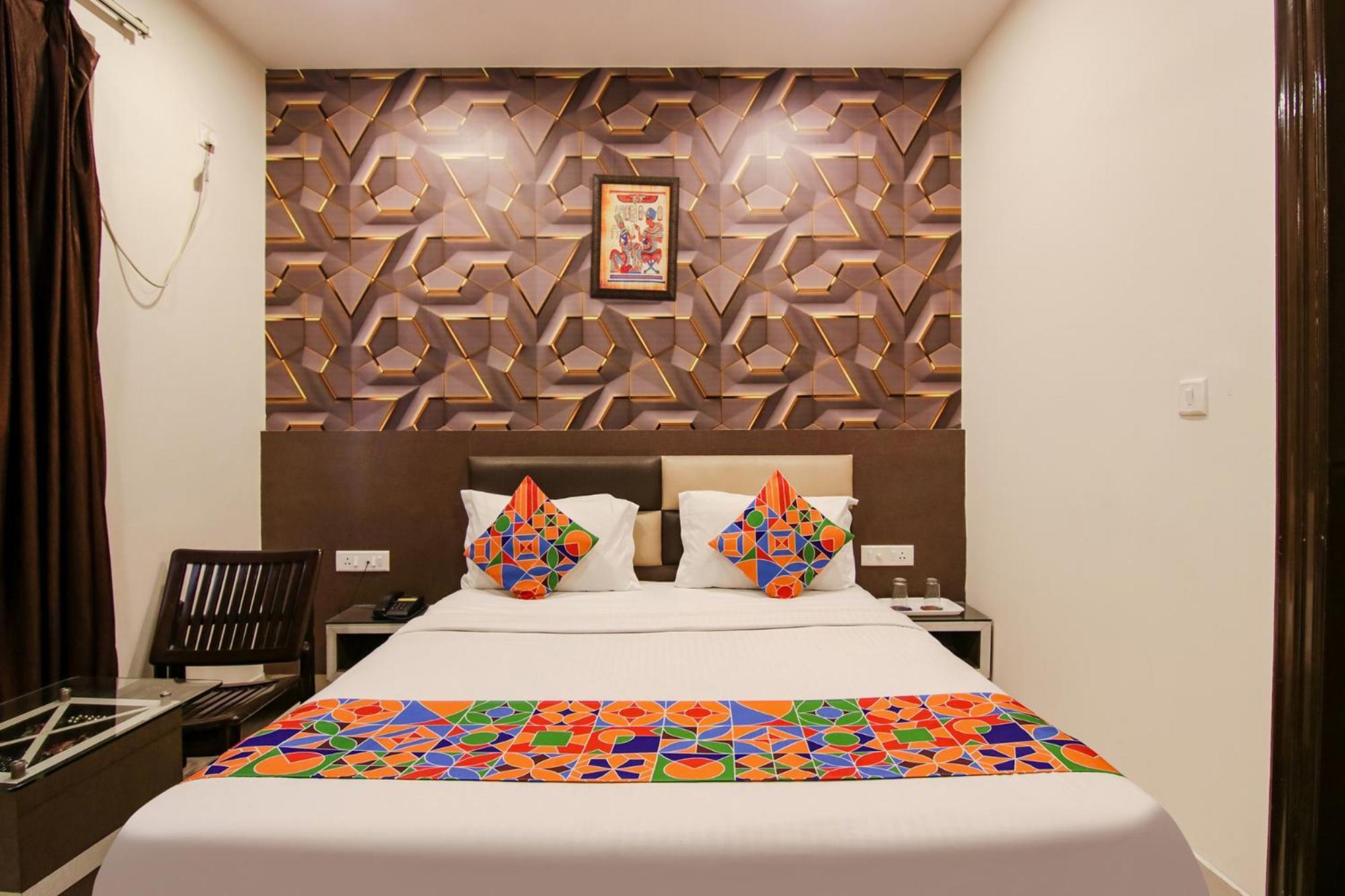 Fabhotel Rosewood Inn Amritsar Exterior photo